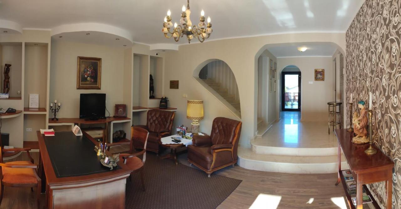 Hotel Casa Alina Deva Exteriér fotografie